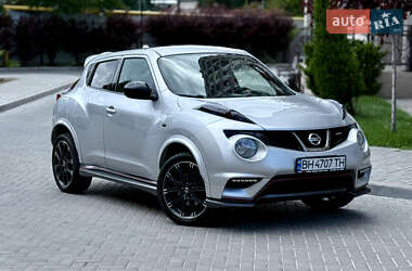 Внедорожник / Кроссовер Nissan Juke 2014 в 