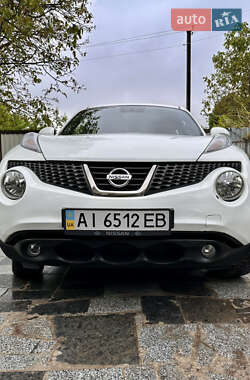 Позашляховик / Кросовер Nissan Juke 2012 в 