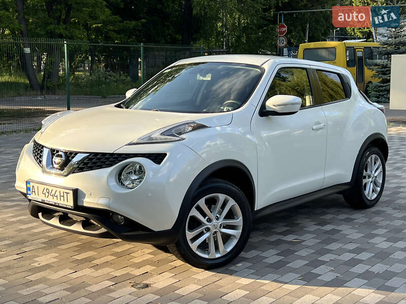 Внедорожник / Кроссовер Nissan Juke 2016 в 