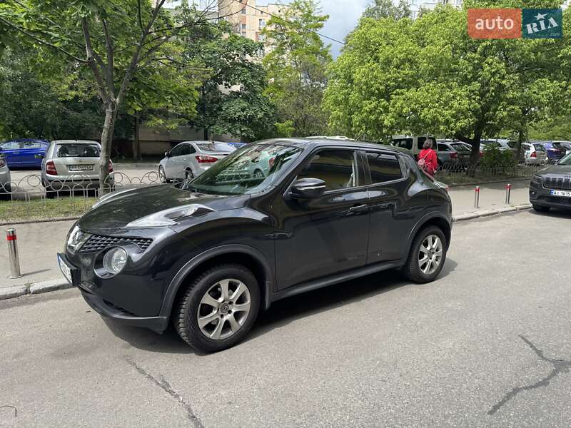 Внедорожник / Кроссовер Nissan Juke 2014 в 