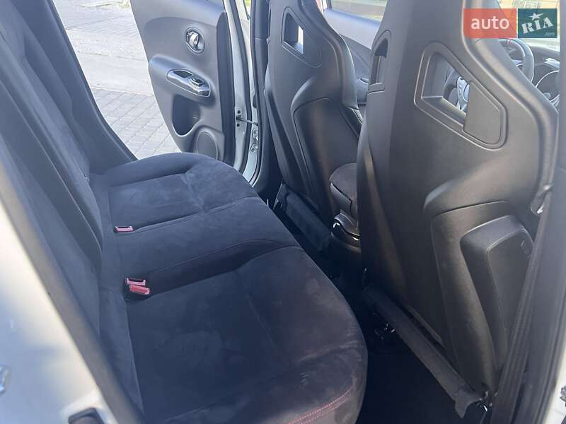 Внедорожник / Кроссовер Nissan Juke 2015 в Одессе