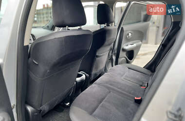 Внедорожник / Кроссовер Nissan Juke 2011 в 
