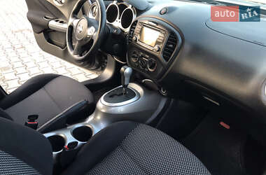 Позашляховик / Кросовер Nissan Juke 2015 в 
