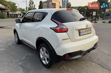 Внедорожник / Кроссовер Nissan Juke 2019 в 