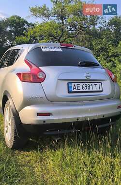 Внедорожник / Кроссовер Nissan Juke 2010 в 