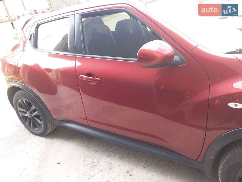 Позашляховик / Кросовер Nissan Juke 2011 в Дніпрі