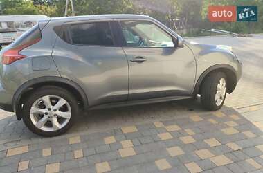 Внедорожник / Кроссовер Nissan Juke 2011 в 