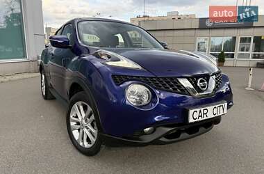 Внедорожник / Кроссовер Nissan Juke 2017 в 