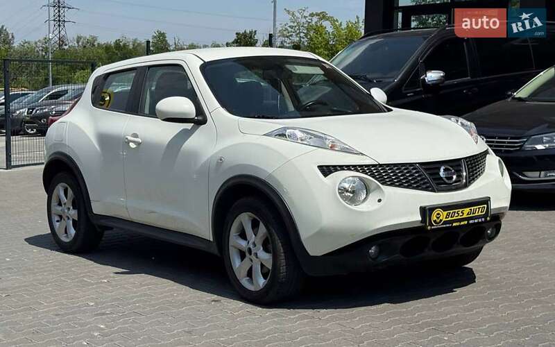 Внедорожник / Кроссовер Nissan Juke 2012 в 