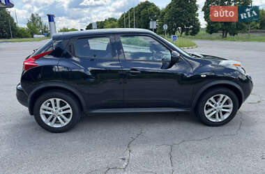 Внедорожник / Кроссовер Nissan Juke 2014 в 