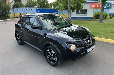 Внедорожник / Кроссовер Nissan Juke 2014 в 