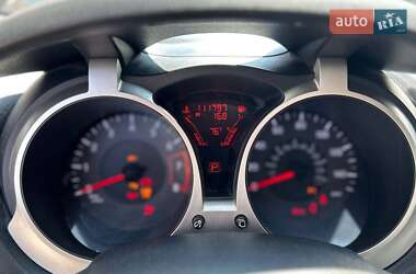 Внедорожник / Кроссовер Nissan Juke 2013 в 