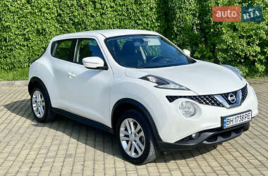 Внедорожник / Кроссовер Nissan Juke 2017 в 