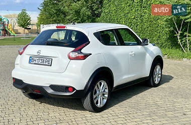 Внедорожник / Кроссовер Nissan Juke 2017 в 