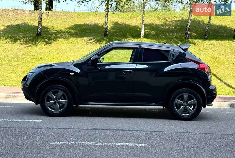 Позашляховик / Кросовер Nissan Juke 2011 в Києві