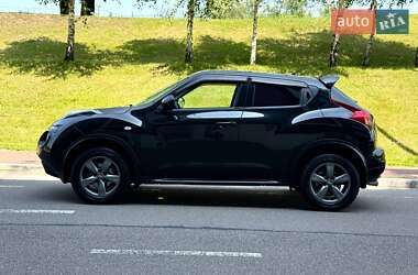 Позашляховик / Кросовер Nissan Juke 2011 в 