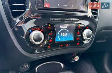 Позашляховик / Кросовер Nissan Juke 2011 в 