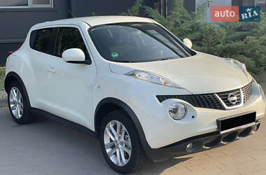 Внедорожник / Кроссовер Nissan Juke 2011 в 