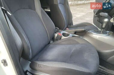 Внедорожник / Кроссовер Nissan Juke 2011 в 