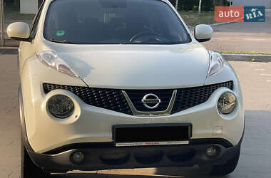 Внедорожник / Кроссовер Nissan Juke 2011 в 