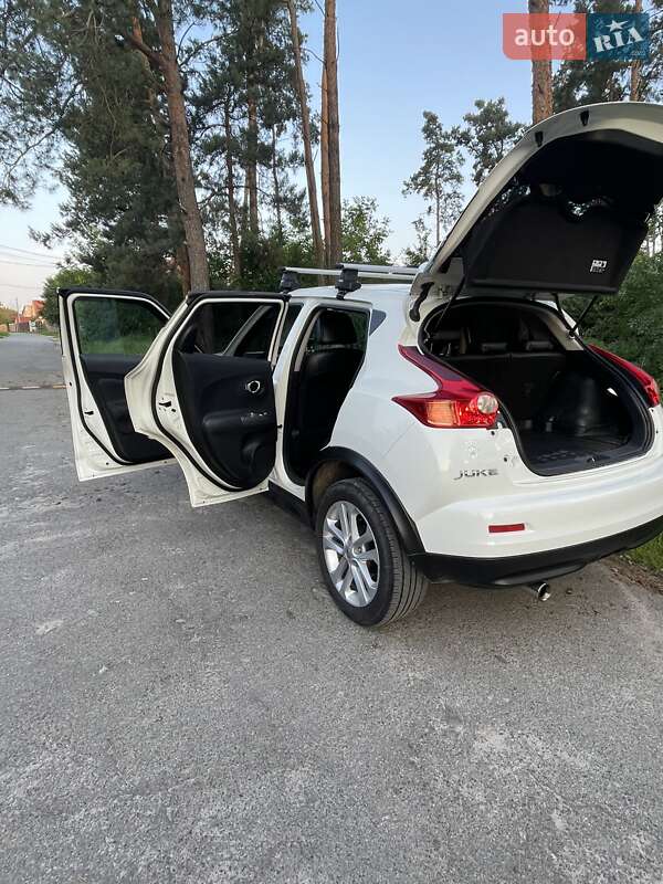 Позашляховик / Кросовер Nissan Juke 2012 в Києві