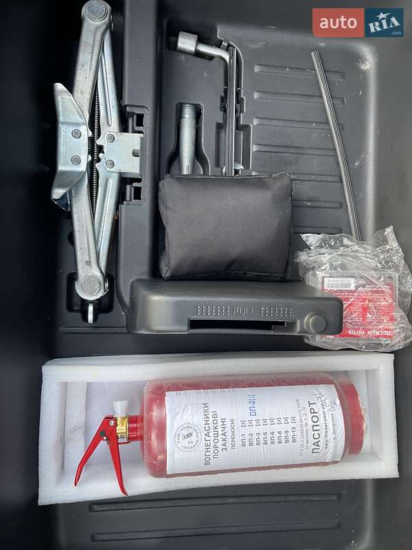 Позашляховик / Кросовер Nissan Juke 2012 в Києві