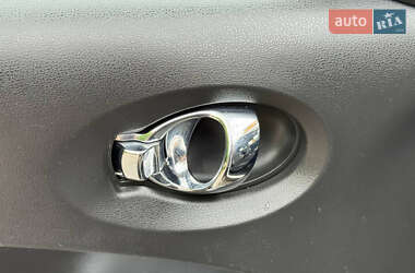 Внедорожник / Кроссовер Nissan Juke 2013 в 