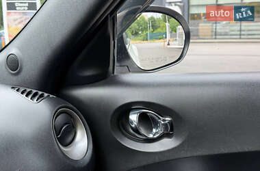 Внедорожник / Кроссовер Nissan Juke 2013 в 