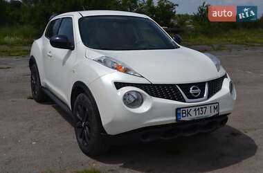 Позашляховик / Кросовер Nissan Juke 2013 в Острозі