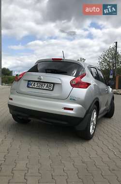Внедорожник / Кроссовер Nissan Juke 2012 в 