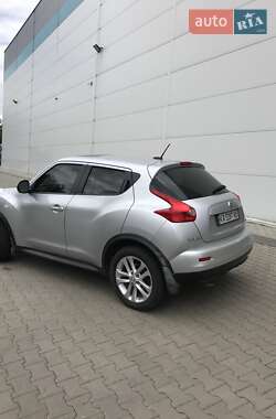 Внедорожник / Кроссовер Nissan Juke 2012 в 