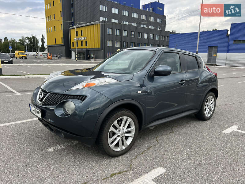 Внедорожник / Кроссовер Nissan Juke 2013 в 