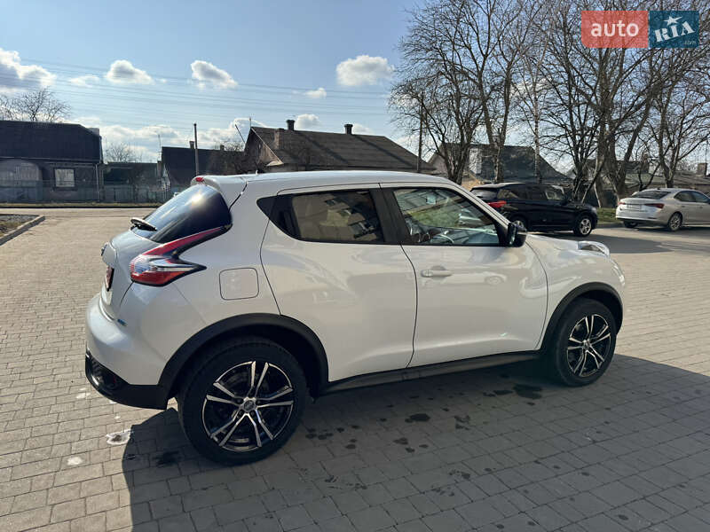 Позашляховик / Кросовер Nissan Juke 2015 в Дубні