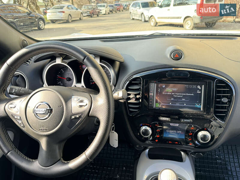 Позашляховик / Кросовер Nissan Juke 2015 в Дубні