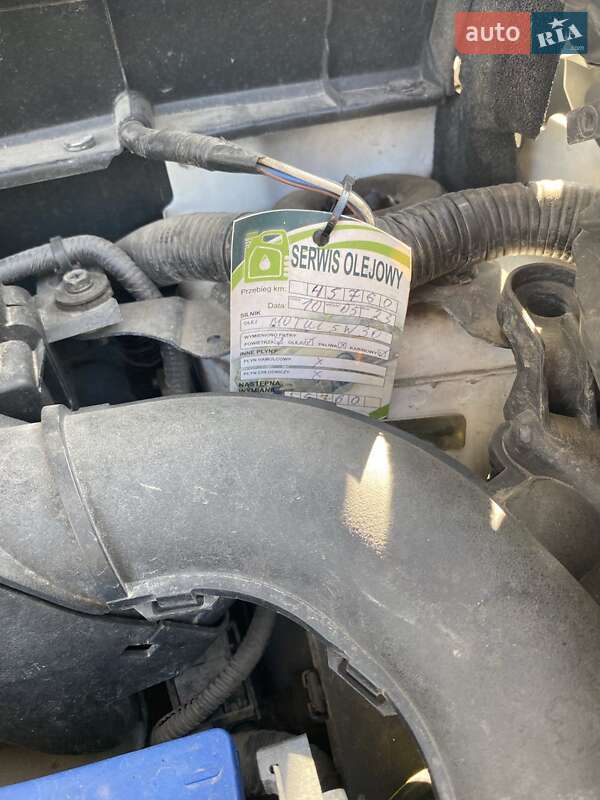 Внедорожник / Кроссовер Nissan Juke 2017 в Киеве фото 14 Внедорожник / Кроссовер Nissan Juke 2017 в Киеве