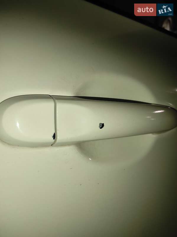 Внедорожник / Кроссовер Nissan Juke 2017 в Киеве фото 17 Внедорожник / Кроссовер Nissan Juke 2017 в Киеве