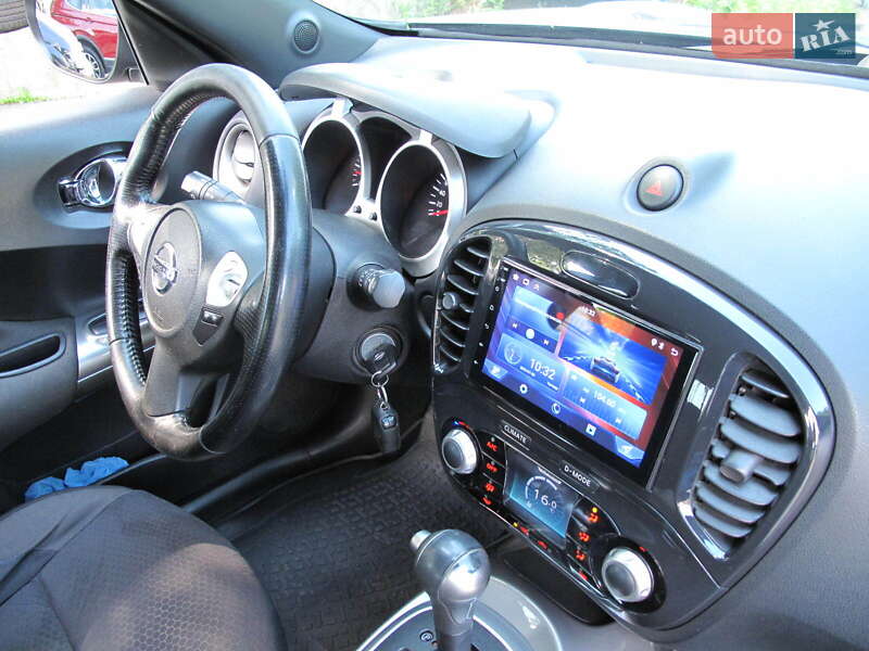 Внедорожник / Кроссовер Nissan Juke 2011 в Киеве