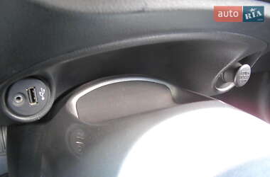 Позашляховик / Кросовер Nissan Juke 2011 в Києві