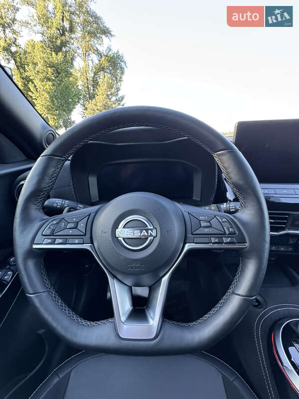 Внедорожник / Кроссовер Nissan Juke 2024 в Киеве