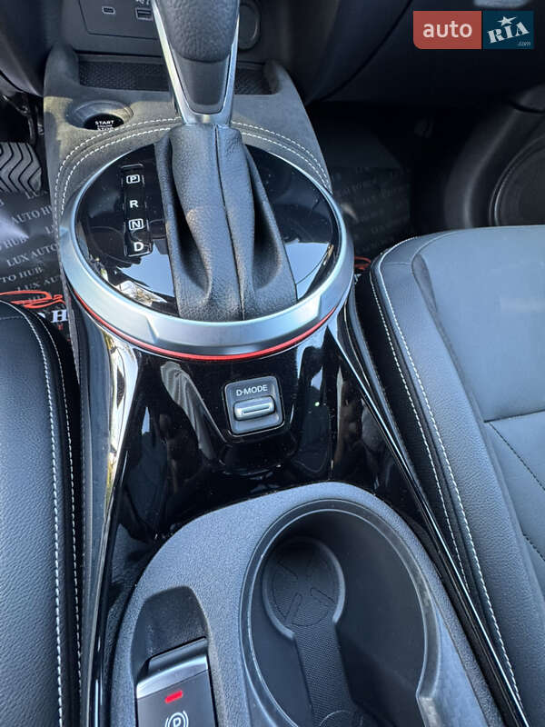 Внедорожник / Кроссовер Nissan Juke 2024 в Киеве