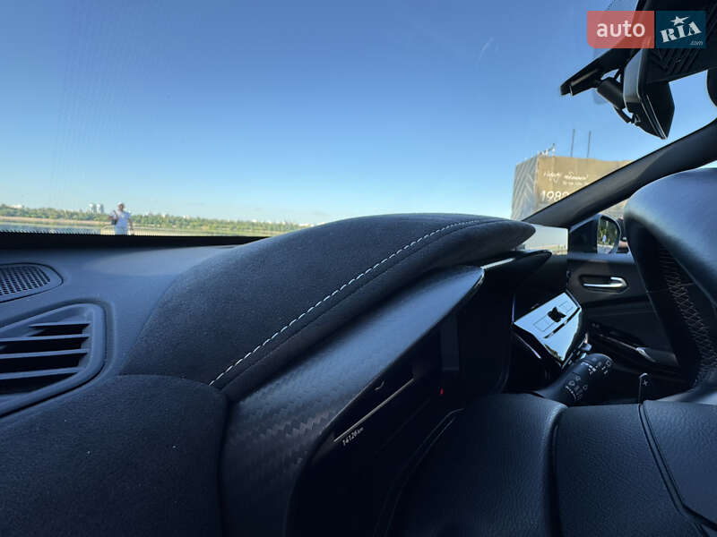 Внедорожник / Кроссовер Nissan Juke 2024 в Киеве