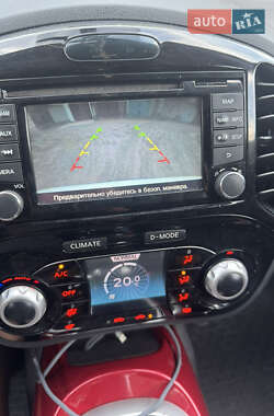Позашляховик / Кросовер Nissan Juke 2013 в 