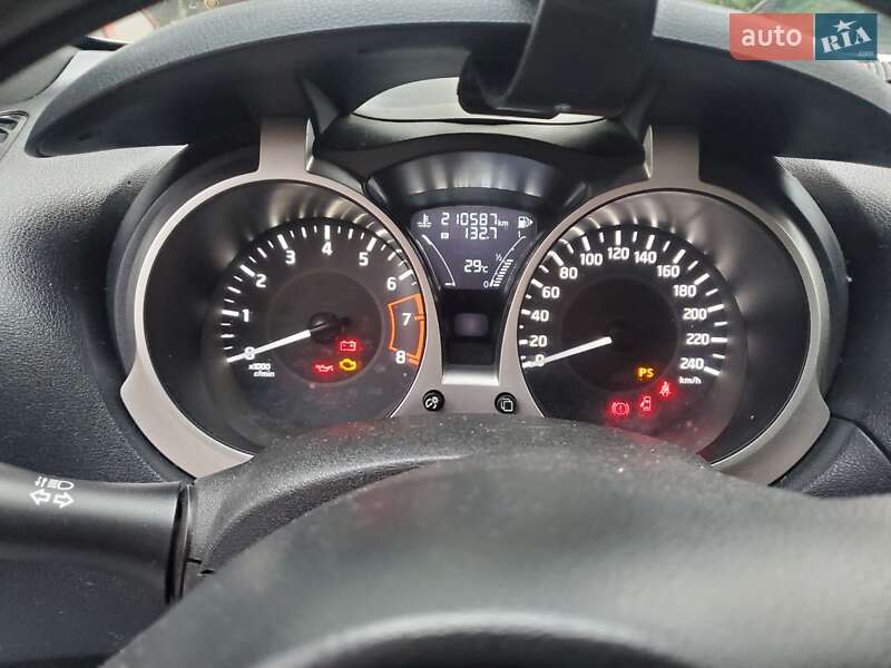 Внедорожник / Кроссовер Nissan Juke 2019 в Ирпене