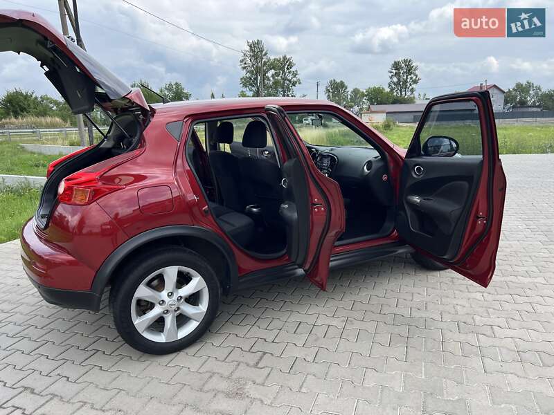 Позашляховик / Кросовер Nissan Juke 2013 в Жовкві