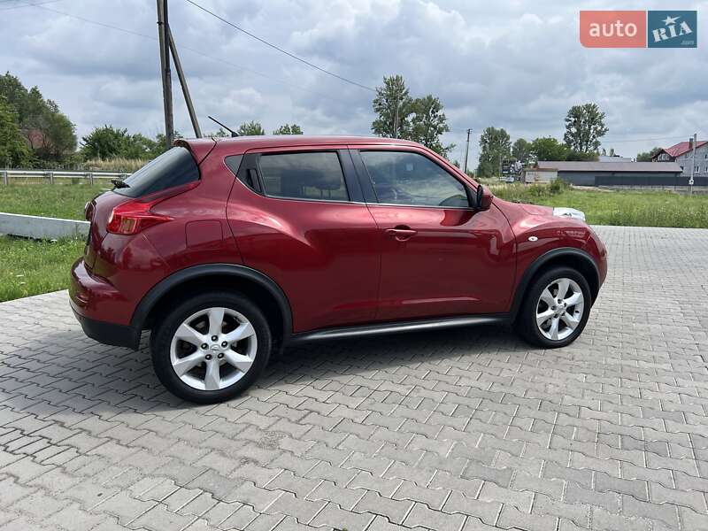 Позашляховик / Кросовер Nissan Juke 2013 в Жовкві
