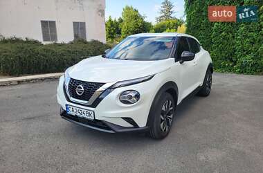 Внедорожник / Кроссовер Nissan Juke 2021 в 