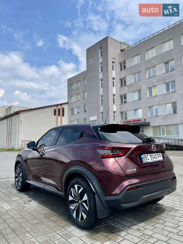 Позашляховик / Кросовер Nissan Juke 2022 в Львові