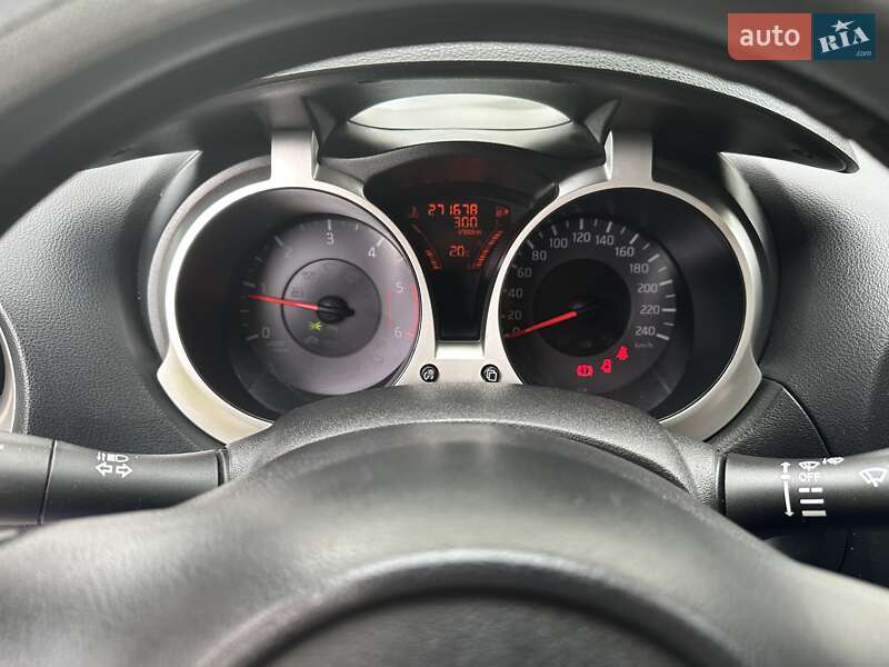 Внедорожник / Кроссовер Nissan Juke 2011 в Луцке