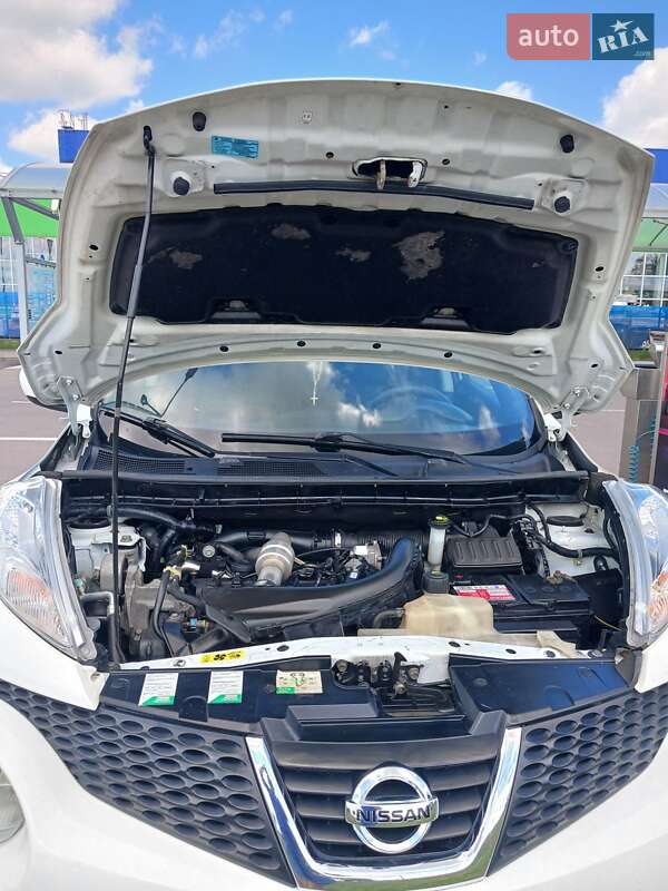 Внедорожник / Кроссовер Nissan Juke 2011 в Киеве