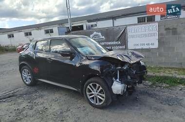 Внедорожник / Кроссовер Nissan Juke 2015 в Остроге